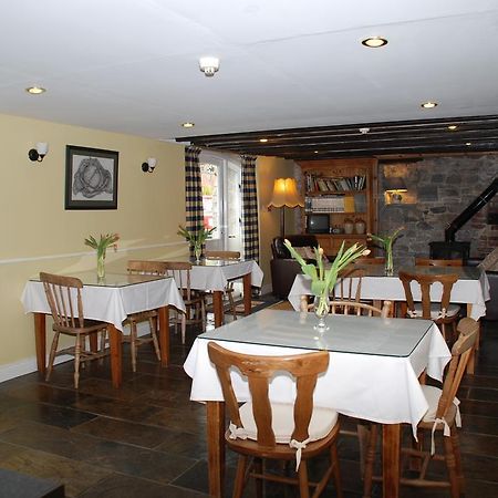 โอไบรอันส์ แคชเทล ลอดจ์ Bed & Breakfast คาเชล ภายนอก รูปภาพ